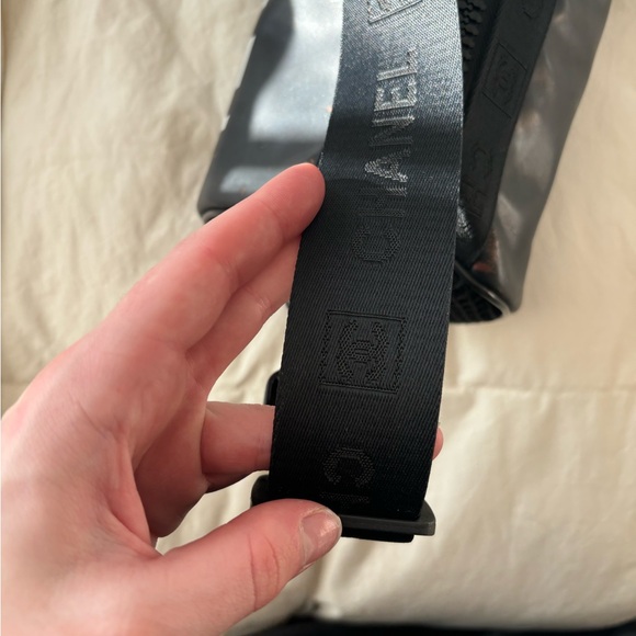 Vintage Chanel CC drum shoulder bag - Picture 6 of 8